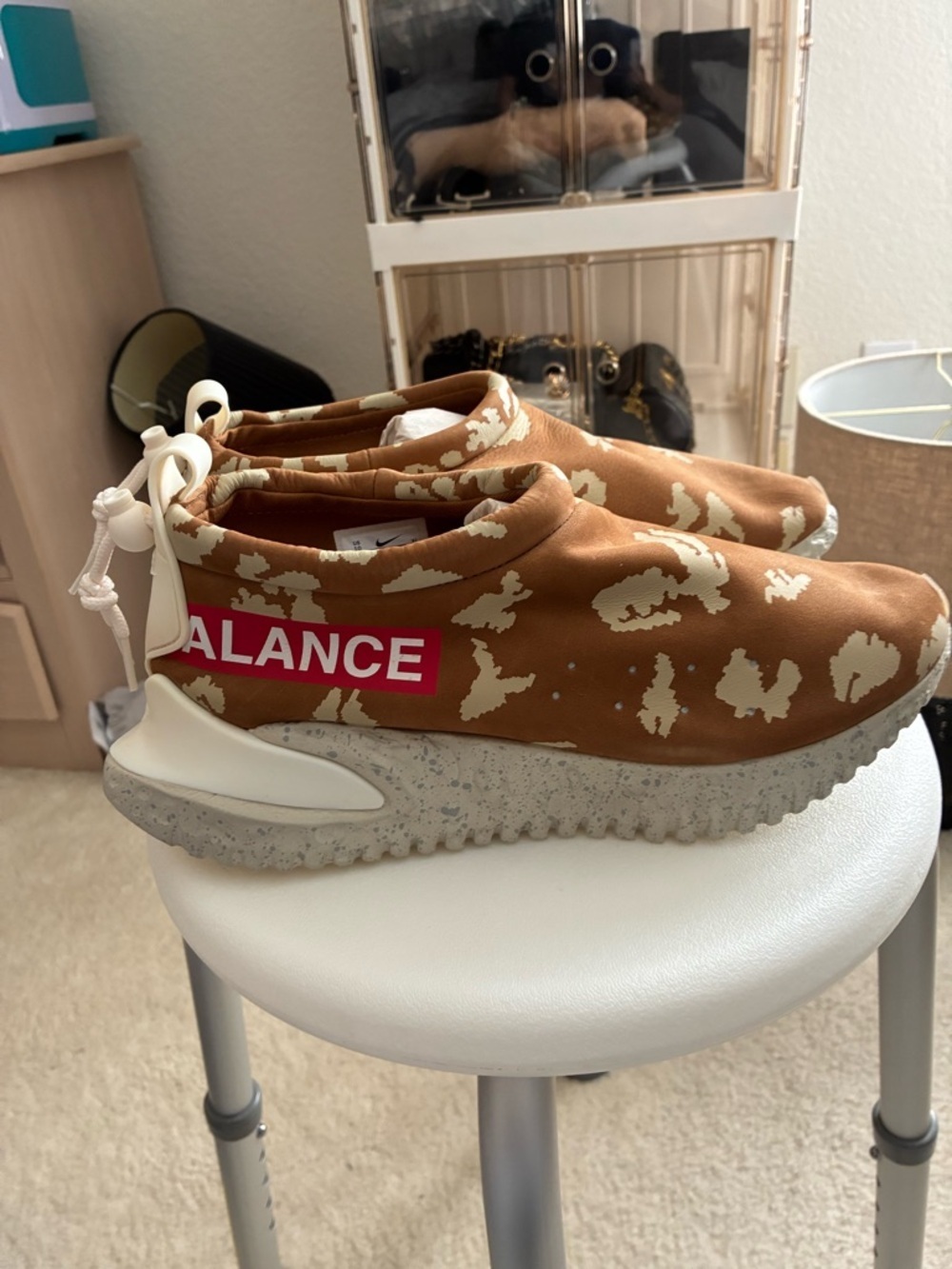 Nike Chaos, Brand New - Picture 5 of 8
